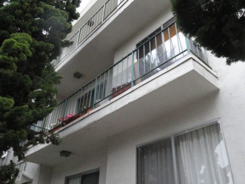 PHOTOS James 'Whitey' Bulger's Santa Monica Apartment Patch