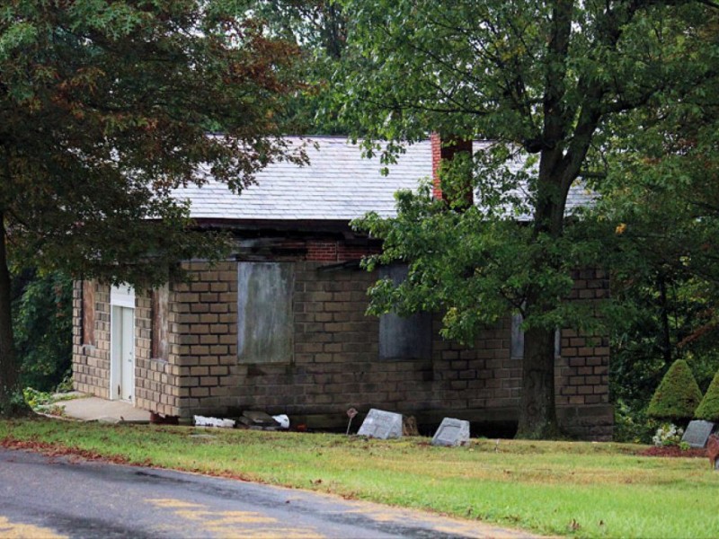 'Night of the Living Dead' Fans Fight to Keep Evans City Cemetery