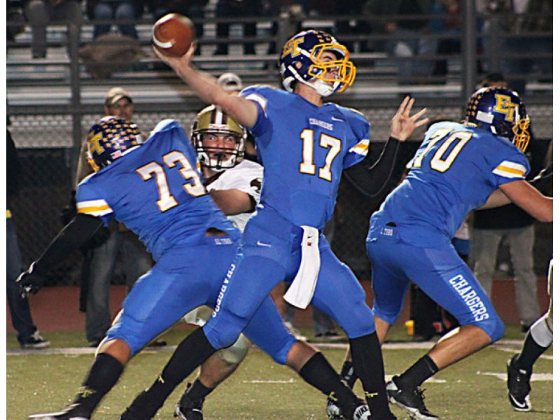 El Toro Tustin Clash In Football Title Game Saturday At Angel Stadium