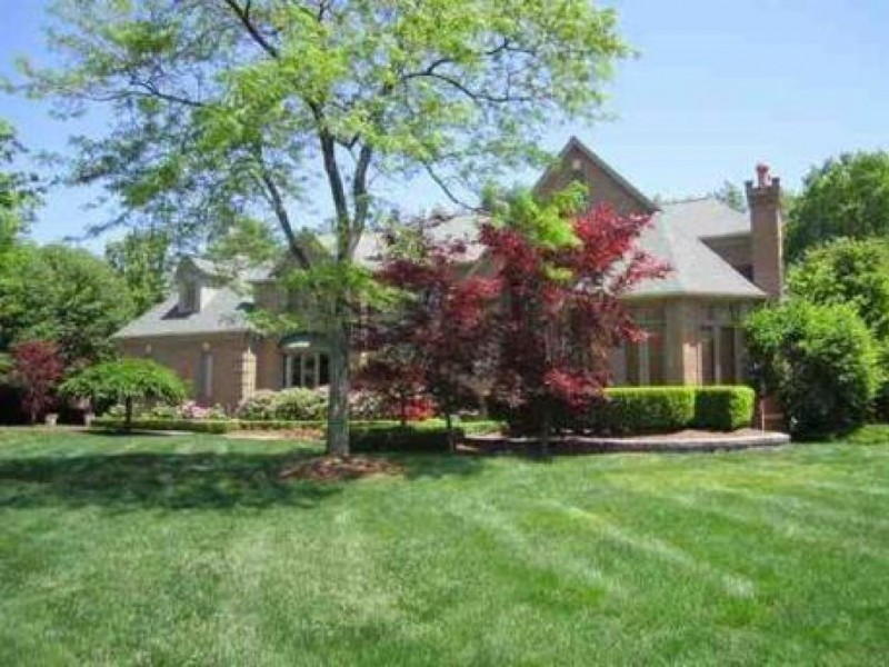 Inside a House in a Gated Clinton Township Sub Patch