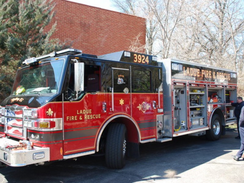 Ladue Firefighters Join in to Battle Blaze in Clayton ... Ladue Firefighters Join in to Battle Blaze in Clayton ...