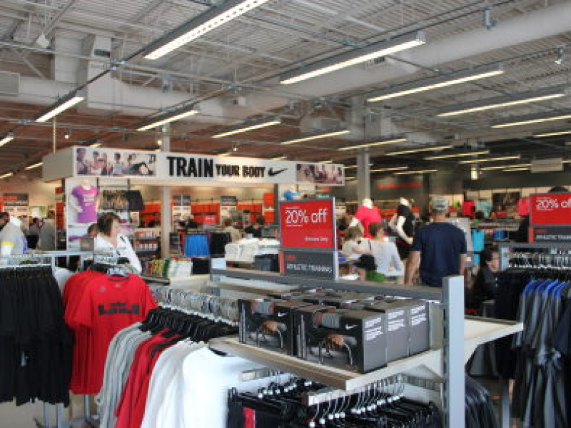 nike outlet lake of the ozarks