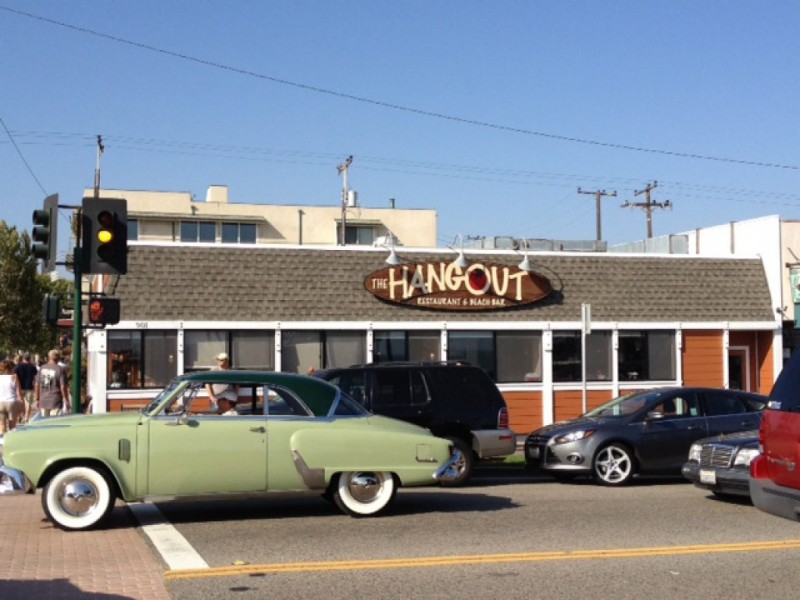 The Hangout restaurant & beach bar opens in iconic Seal Beach location ...