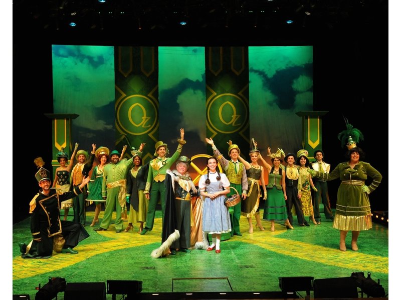 'The Wizard of Oz' at Westchester Broadway Theatre - My Review ...