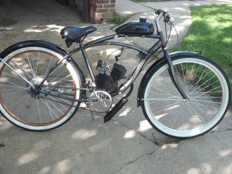 Shorewood Craigslist Finds: Motorized Bike, Hank Aaron ...