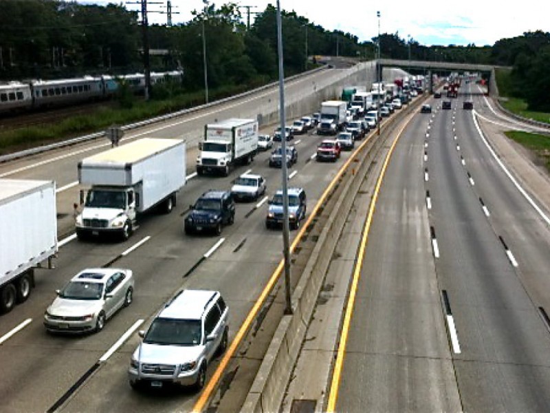 UPDATE: Fatal Crash Closes I-95 Northbound at Exit 21 in Port Chester ...