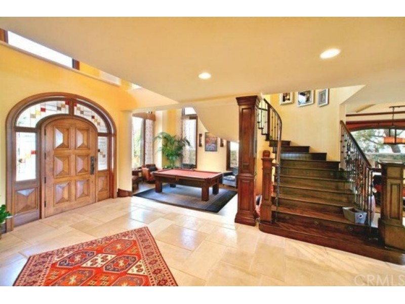 Wow! Spectacular Lakefront Home With Amazing Views (Photos) Mission