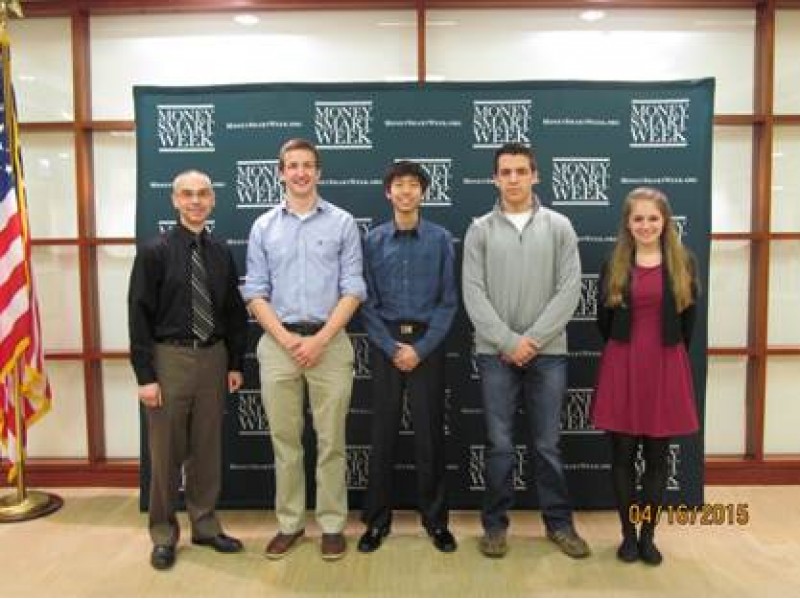 Hinsdale South Economics Team Earns Three, Top 10 Spots at Illinois Econ Challenge