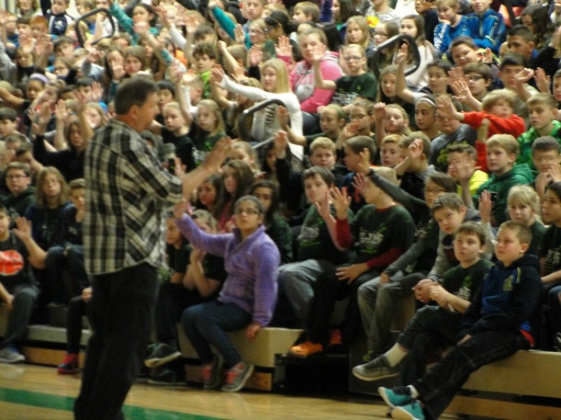 Hadley Middle School students accept Rachel's Challenge - Homer Glen ...