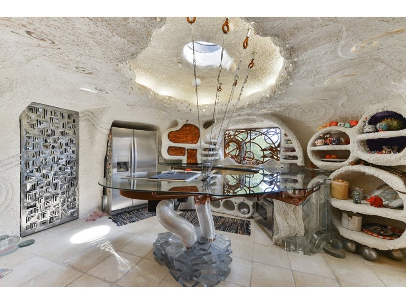 Yabba-dabba-doo! 'Flintstone House' Goes on the Market | Burlingame, CA