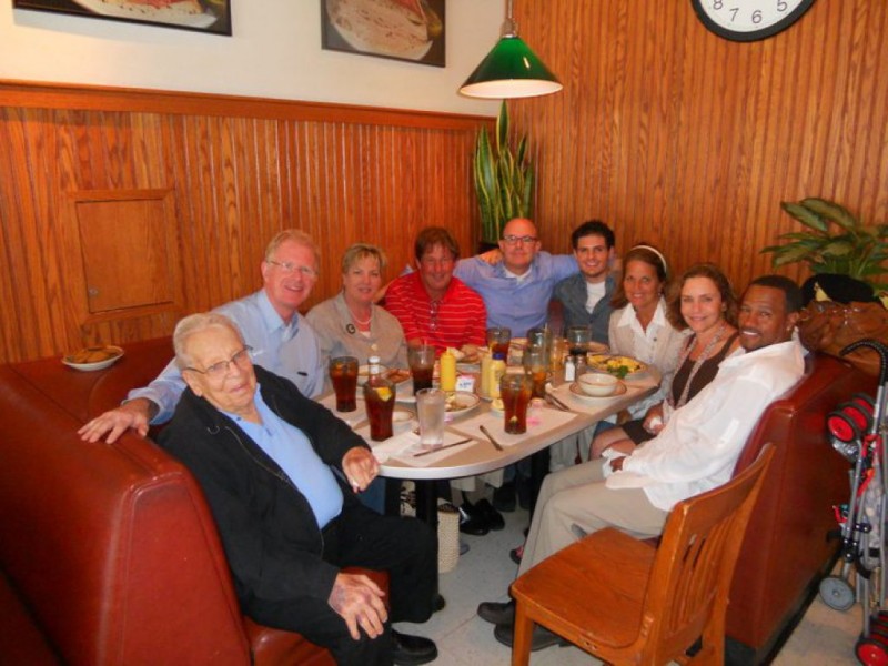Echo Lake Ca >> An Impromptu 'St. Elsewhere' Reunion Gathers at Art's Deli - Studio City, CA Patch Echo Lake Ca >> An Impromptu 'St. Elsewhere' Reunion Gathers at Art's Deli - Studio City, CA Patch