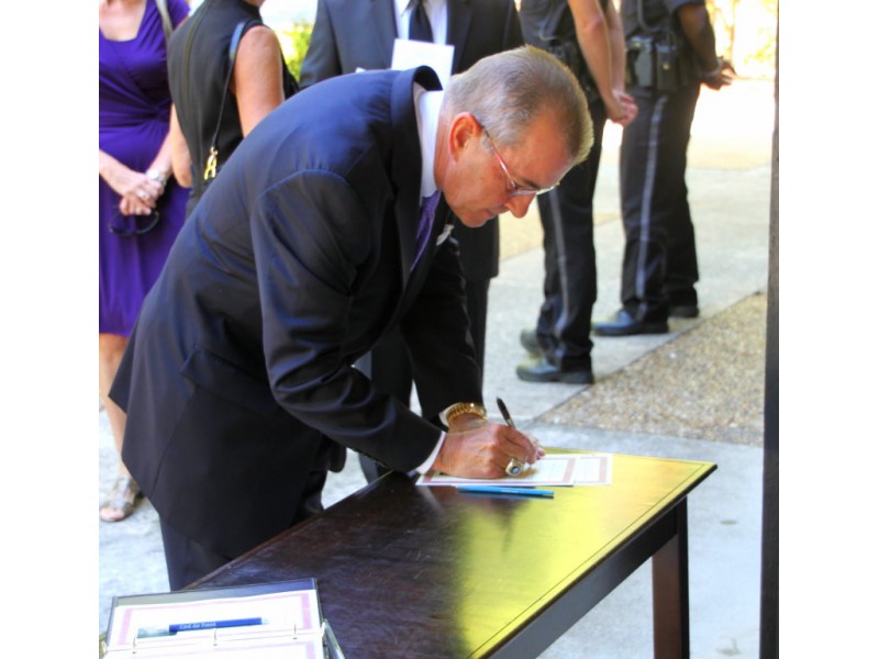 Roswell Recycling Center >> Photos: Loved Ones bid Farewell to Ernie Johnson Sr. | Sandy Springs, GA Patch Roswell Recycling Center >> Photos: Loved Ones bid Farewell to Ernie Johnson Sr. | Sandy Springs, GA Patch